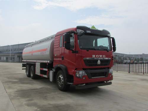 重汽豪沃運(yùn)油車20立方